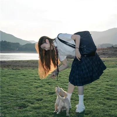 拉.拉